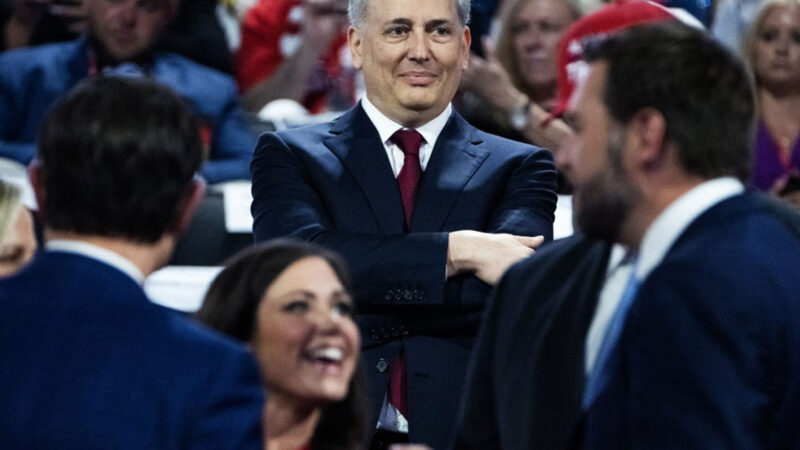 Acusações de Conflito de Interesses contra David Sacks