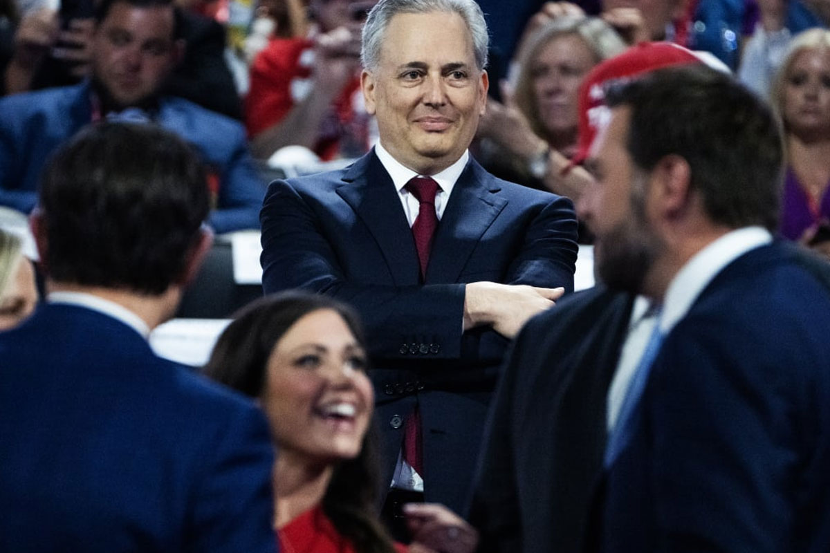 Acusações de Conflito de Interesses contra David Sacks